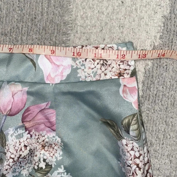 Show ME YOUR MUMU BOBBI RUFFLE SHORTS - Picture 6 of 6